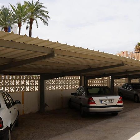 Apartamento En Complejo Residencial Con Piscina 푸에블라 데 파르날스 외부 사진